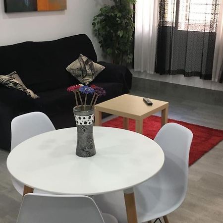 Apartamento A, A 3 Minutos De La Estacion Central De Bus Y Tren Málaga Eksteriør billede