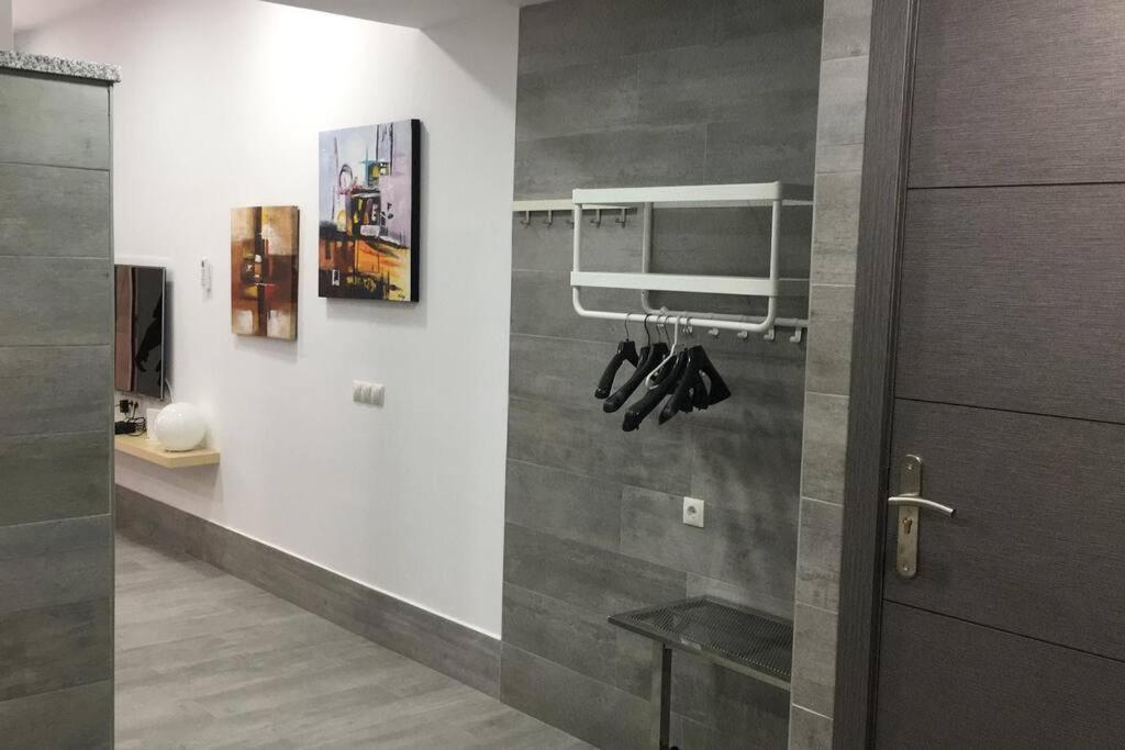 Apartamento A, A 3 Minutos De La Estacion Central De Bus Y Tren Málaga Eksteriør billede